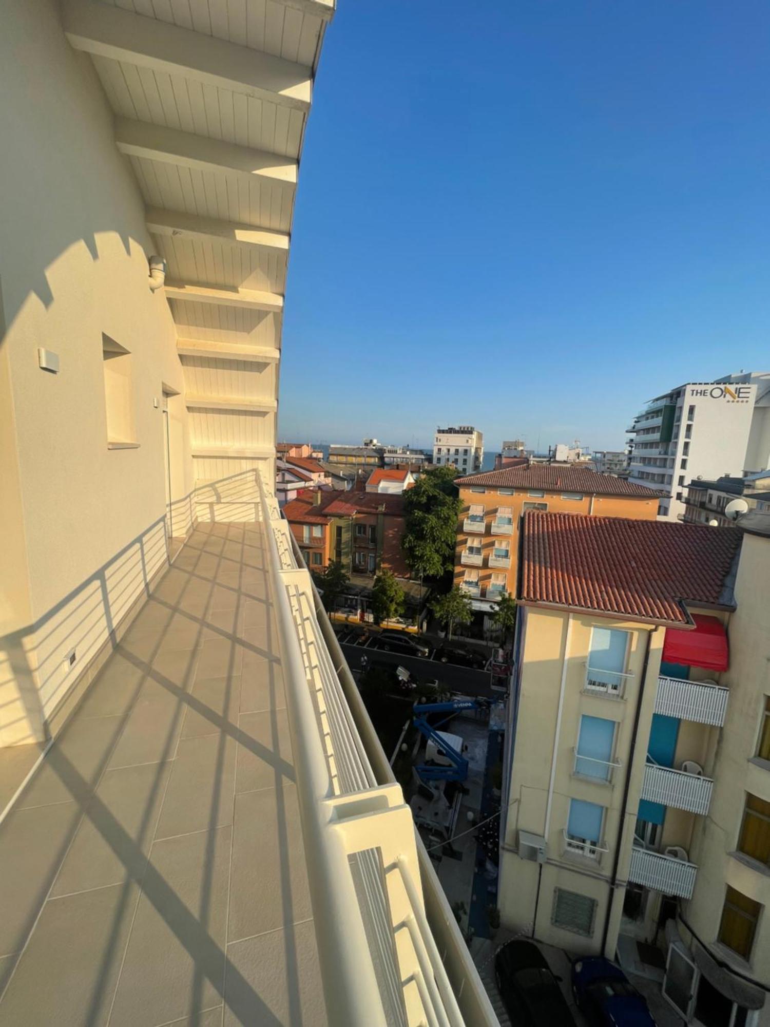 Woody Green Penthouse Sea View - Agenzia Cocal Caorle Dış mekan fotoğraf